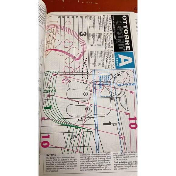 Ottobre Kids Fashion Sewing Pattern Magazine Intact Spring 2004 - Picture 4 of 5